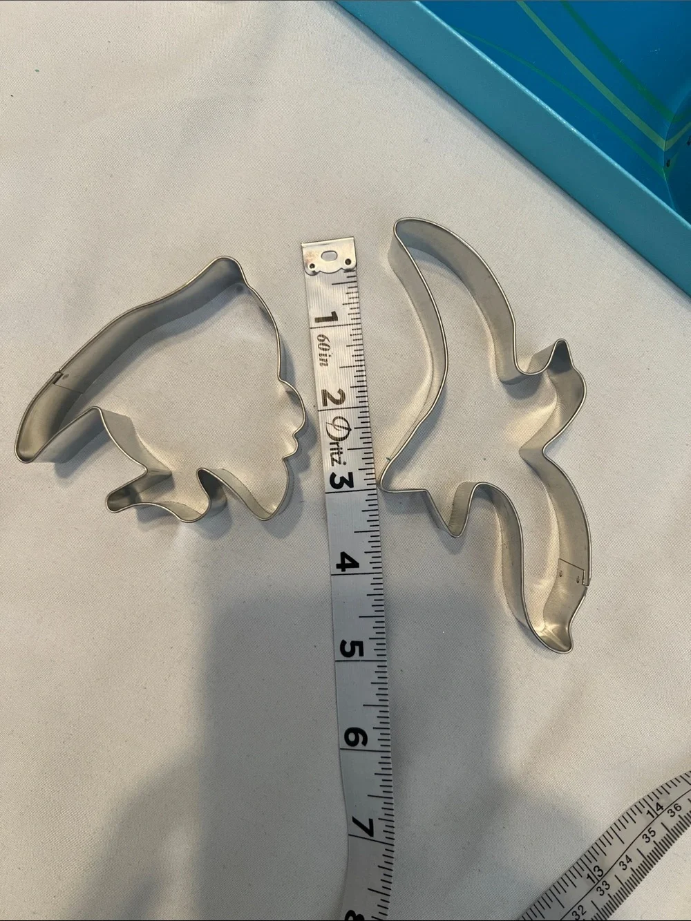 Marine Life Cookie Cutters - Blue Marine-Themed Bakeware Set used once